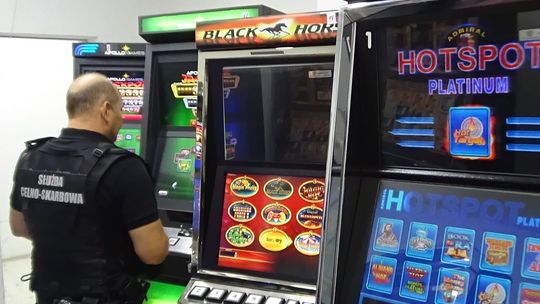 14 automatów do gier w nielegalnym punkcie hazardowym w Szczecinie