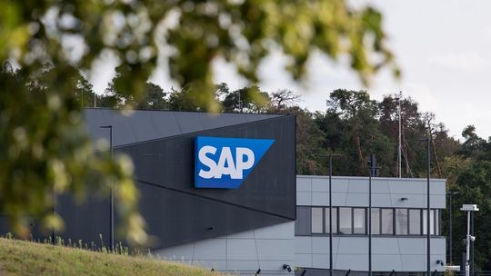 6 trendów technologicznych, które staną się jeszcze bardziej istotne dla biznesu w 2023 roku