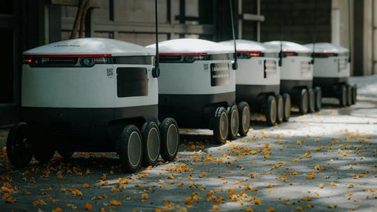 Automatyzacja, alternatywne rozwiązania i ekspansja robotów - jak będzie wyglądała przyszłość branży delivery i grocery?