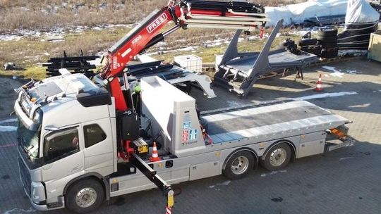 Bezpieczeństwo na wrocławskich węzłach autostradowych – żurawie FASSI F305RA2.25 dla skuteczności ratownictwa drogowego Bezpieczeństwo na wrocławskich węzłach autostradowych – żurawie FASSI F305RA2.25 dla skuteczności ratownictwa drogowego