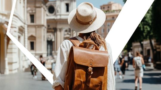 Bezpieczne finanse na wakacjach: jak chronić swoje pieniądze i dane w podróży?