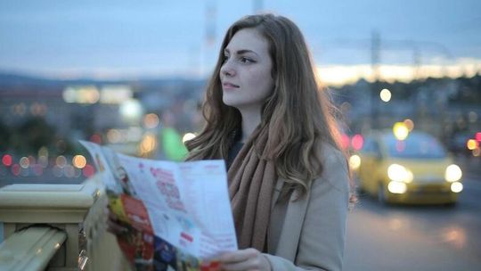 Bezpieczne podróżowanie dzięki technologii – jak wygląda płatność za przejazdy taxi za granicą?