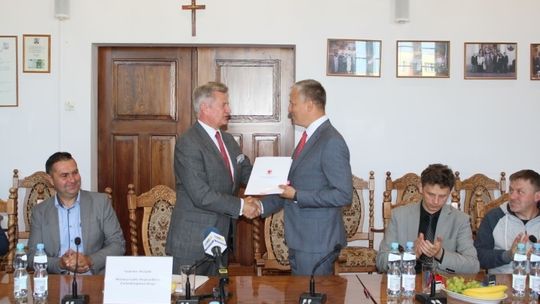 Blisko 2 mln złotych trafi do gminy Nowogard