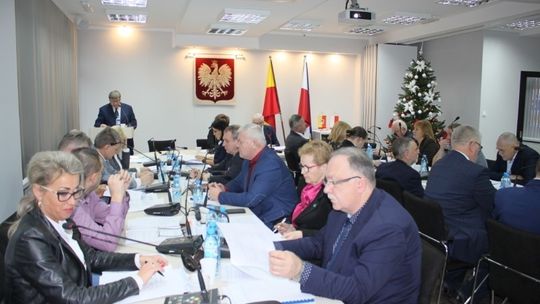 Budżet gminy Gryfice na 2020 rok radni przyjęli jednomyślnie