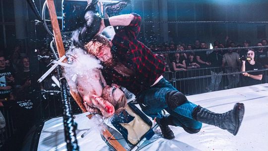 BUMP. Opowieść o polskim wrestlingu BUMP. Opowieść o polskim wrestlingu