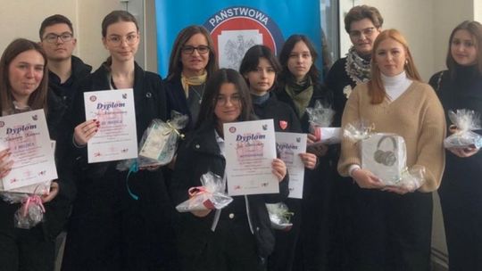 „Być młodym w dobie AIDS…”  – finał XV edycji Powiatowego Konkursu Wiedzy