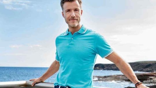 CASUALOWA MODA MĘSKA NA LATO   Jak wyglądać stylowo i z klasą, kiedy żar leje się  z nieba?