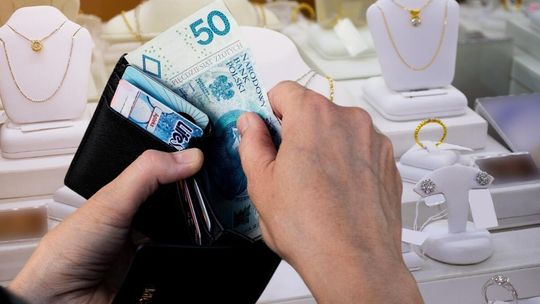 Co czwarty Polak rozważa zakup biżuterii na prezent wielkanocny. Branża może zarobić nawet 400 mln zł