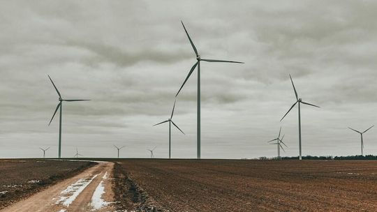 Co dzieje się z turbiną po 25–30 latach? Fakty o demontażu, które rzadko padają w dyskusji