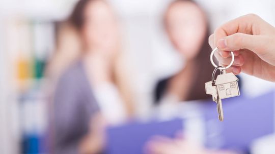 Co jest bardziej korzystne - zakup mieszkania na firmę czy prywatnie?