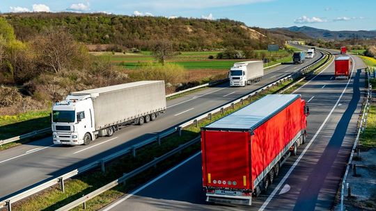 Czy 2025 będzie kolejnym rokiem walki o przetrwanie dla sektora TSL?