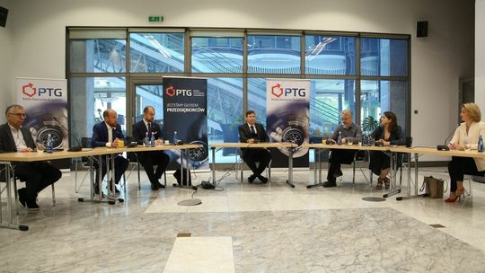 Czy na rynku pracy w Polsce jest aż tak dobrze, że nie jest już interesujący? Podsumowanie debaty Polskiego Towarzystwa Gospodarczego