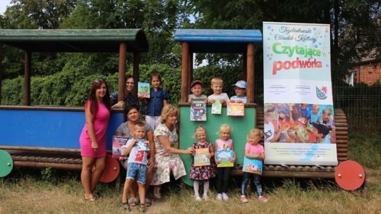 Czytające Podwórka dotarły do Chomętowa