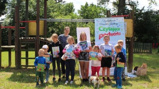„Czytające Podwórka” rozpoczęły wakacje w Kłodkowie