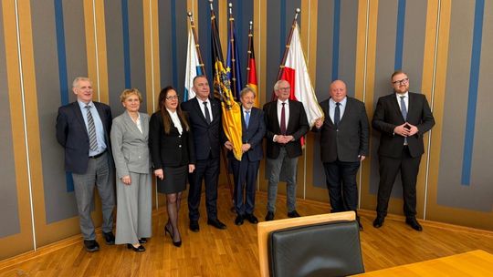 Delegacja z Powiatu Gryfickiego rozpoczęła oficjalną wizytę w Powiecie Landkreis Bamberg w Niemczech Delegacja z Powiatu Gryfickiego rozpoczęła oficjalną wizytę w Powiecie Landkreis Bamberg w Niemczech