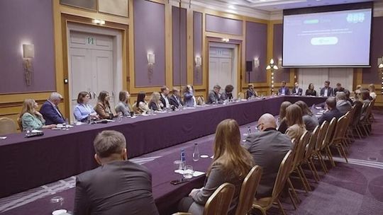 Dezinformacja dotyka także zagadnień energetycznych: wprowadza w błąd, spowalnia, antagonizuje