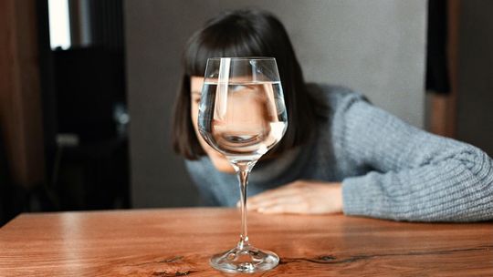 Dlaczego coraz więcej kobiet kontroluje poziom alkoholu tak jak inne wskaźniki zdrowia?