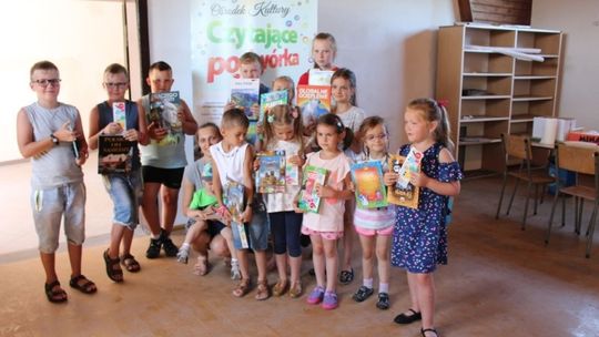 Do Siemidarżna zawitały „Czytające Podwórka”
