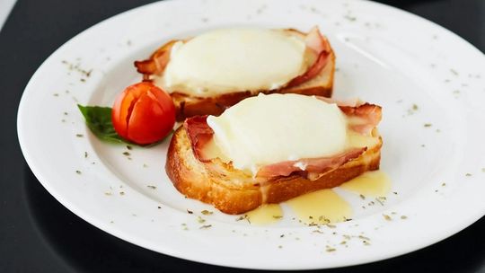 Domowe sosy – prosty sposób na podkręcenie smaku każdej potrawy