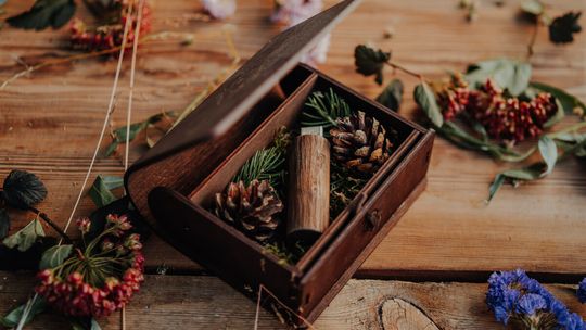 Drewniany sklep - pudełka piękną oprawą najpiękniejszych zdjęć