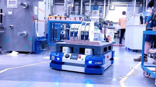 E-book o robotach mobilnych AGV/AMR już dostępny!