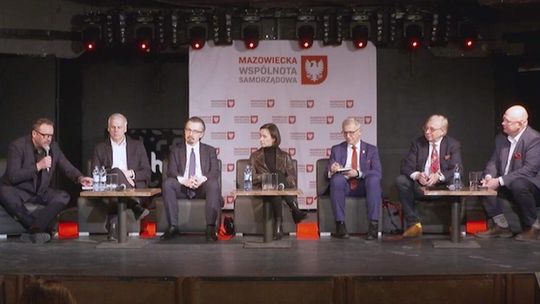 Eksperci: badania pokazują, że nadmiar przepisów i obciążeń podatkowych w gospodarce karmi szarą strefę Eksperci: badania pokazują, że nadmiar przepisów i obciążeń podatkowych w gospodarce karmi szarą strefę