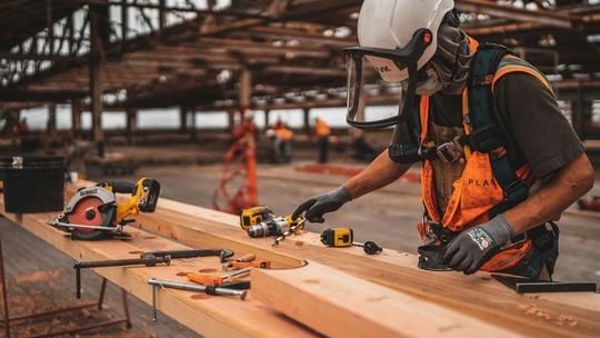 Employer branding w branży budowlanej. Jakie działania warto wziąć pod uwagę?