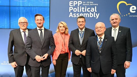 Geblewicz w Monachium o roli regionów w zielonej transformacji