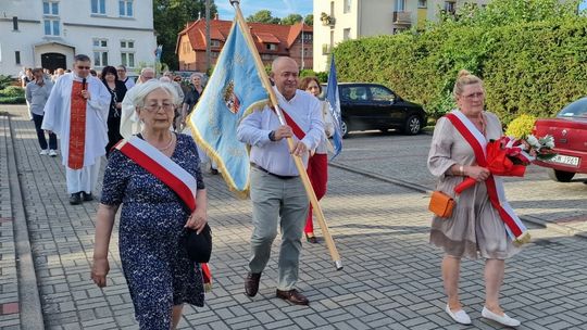 Gryfice: Oddali cześć ofiarom ”Wołynia”