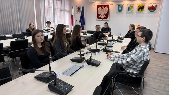 Gryfice: Sesja Młodzieżowej Rady Gminy