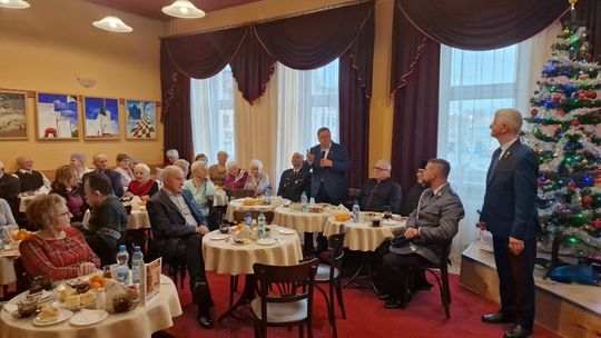 Gryfice: Spotkanie opłatkowe środowisk kombatanckich