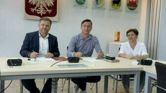 Gryfice: Umowa na organizację dowozu uczniów do szkół