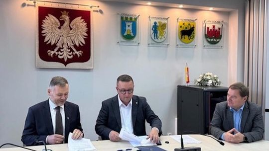 Gryfice z kolejnym dofinansowaniem. 4,46 mln zł na termomodernizację Urzędu Miejskiego