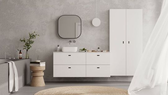 Hit aranżacyjny! Gładkie formy, organiczne kształty – dlaczego warto wprowadzić je do łazienki?