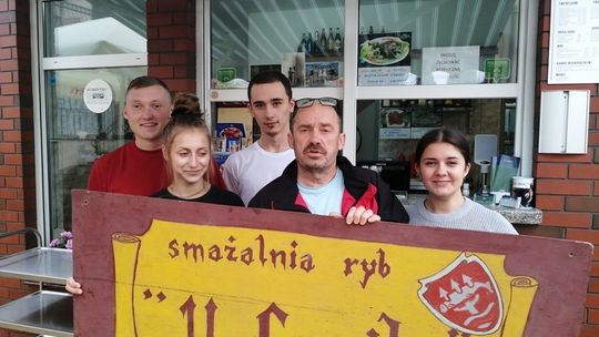 Jak bezpiecznie jechać autem na wakacje – poradnik