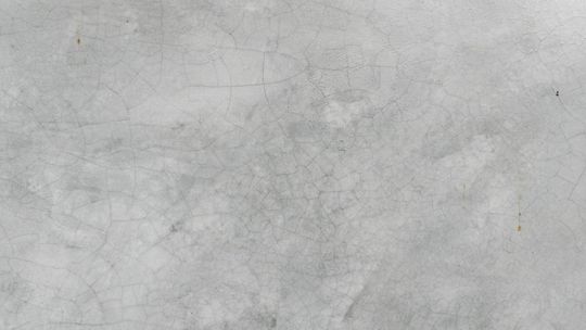 Jak działa impregnat do betonu i dlaczego warto go używać?