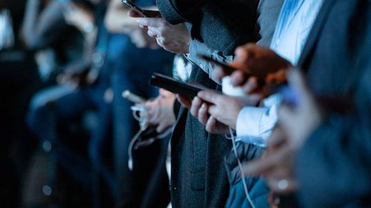 Jak prowadzić kanały SM na rynku IT?