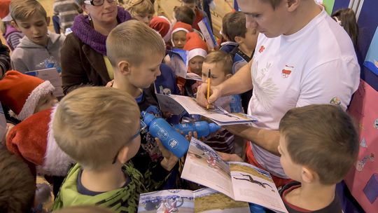 Jak radzić sobie w upały?    Pij wodę z kranu zamiast soków z kartonu