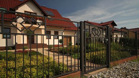 Jak zaplanować efektowną i wygodną strefę wejściową do swojego domu?