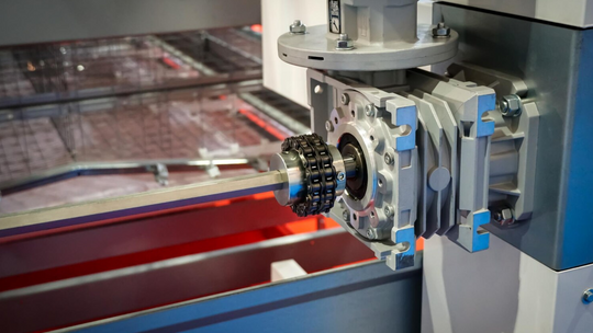 Jakie maszyny CNC najlepiej sprawdzają się do tworzyw sztucznych?