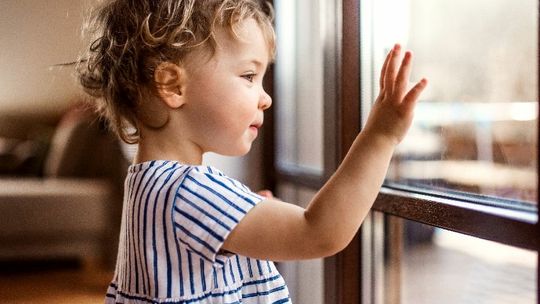 Jakie okna będą bezpieczne dla dzieci?