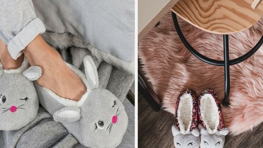 „Kapcie” dla gości. Co na ten temat mówi savoir-vivre?