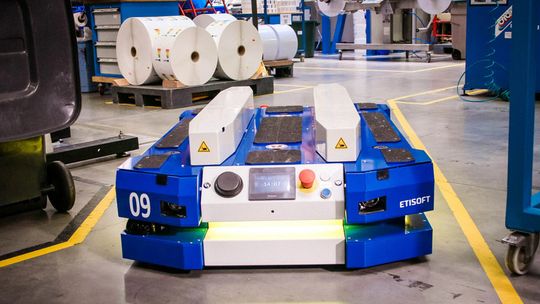 „Kierowca” pojazdu autonomicznego, czyli kto kieruje robotami mobilnymi?