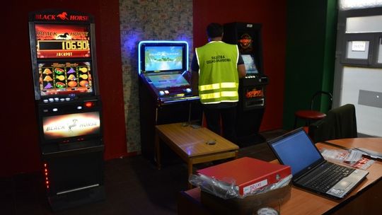 Kolejne automaty do gier i wyroby tytoniowe wyeliminowane z rynku