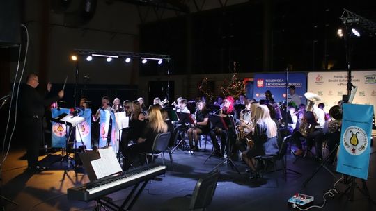 Koncert świąteczno-noworoczny Młodzieżowej Orkiestry Dętej