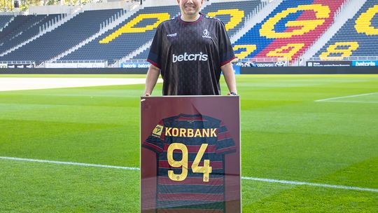 Korbank w drużynie Portowców na dłużej