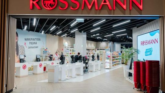 Kosmetyki Avon od października w Rossmannie