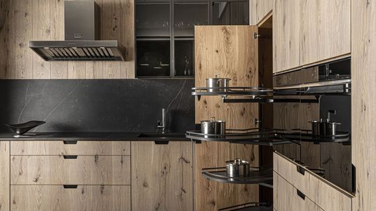 Kuchnia, która myśli razem z użytkownikiem – systemy kuchenne odmieniające codzienne gotowanie