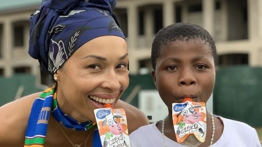 Kup w Rossmannie Czekotubkę i pomóż zbudować szkołę w Ghanie