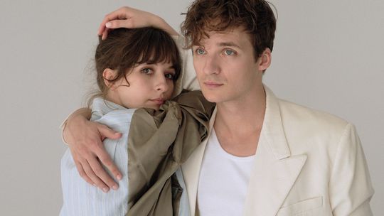 Kwiat Jabłoni zaprasza na „Pokaz slajdów” i pierwszą halową trasę koncertową